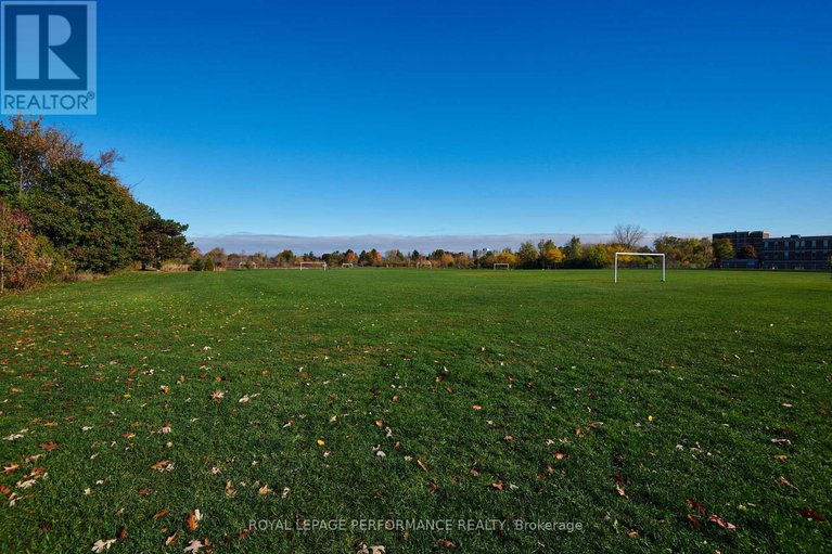 29023236/1394-wesmar-drive/alta-vista/ottawa/ontario/K1H7T5_28