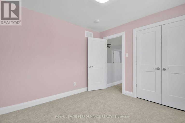 28549099/9-brydon-court/tanglewood/ottawa/ontario/K2G4A6_38