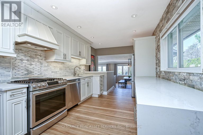 28233385/1534-prince-of-wales-drive/carleton-heights/ottawa/ontario/K2C1P1_5