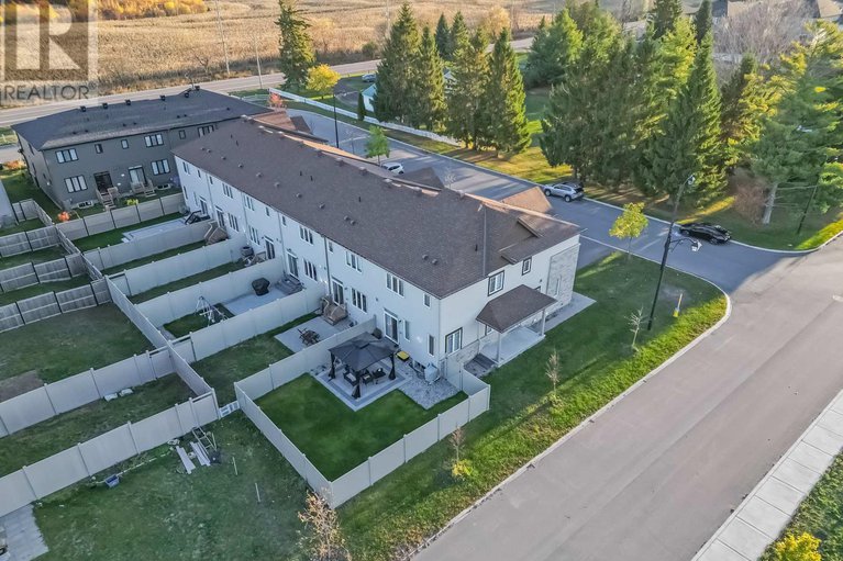 29227590/540-edenderry-way/half-moon-bay/ottawa/ontario/K2J6Y6_33