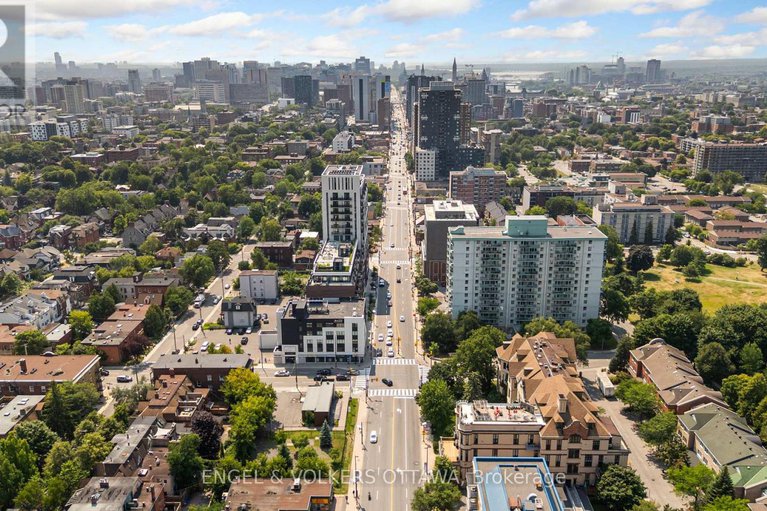 28696137/206-589-rideau-street/lower-town/ottawa/ontario/K1N6A1_47