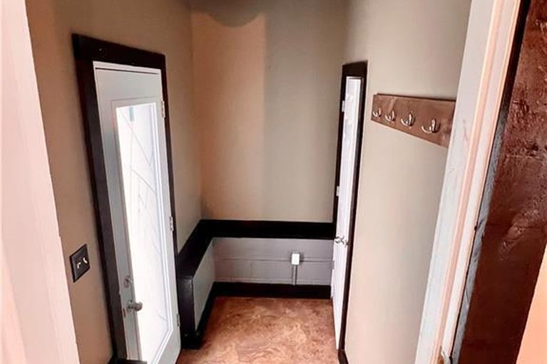 29507838/18-mill-street/chesterville/north-dundas/ontario/K0C1H0_21