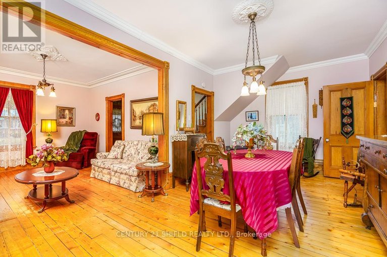 29622783/48-st-george-street-e/alexandria/north-glengarry/ontario/K0C1A0_12