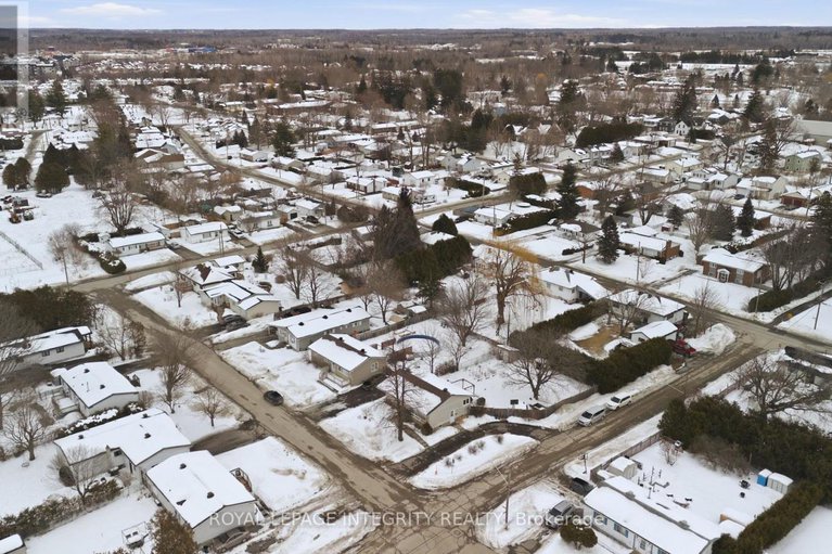 29380189/304-dodson-street/kemptville/north-grenville/ontario/K0G1J0_21