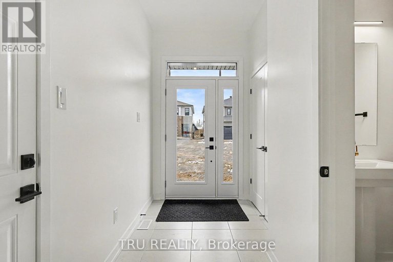 29345915/1144-cope-drive/stittsville-south/ottawa/ontario/K2S3C3_3