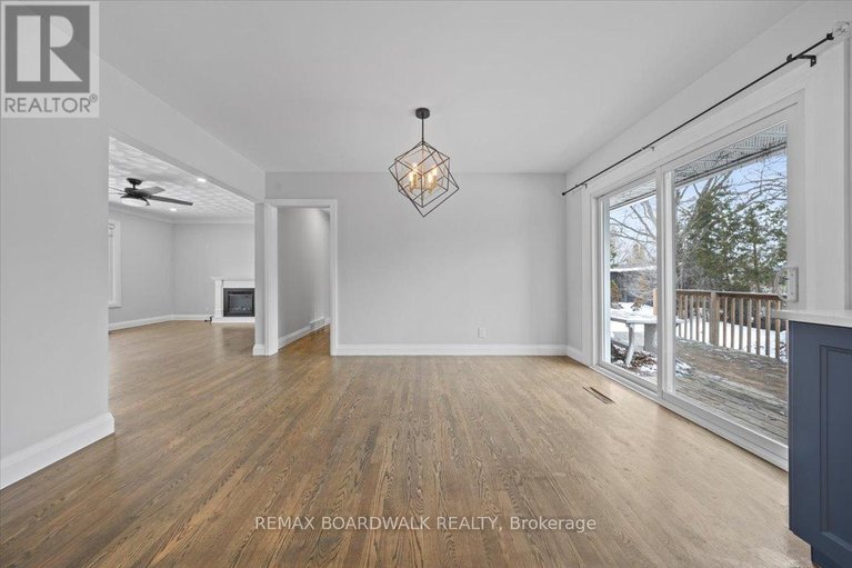 29447126/21-turtleback-way-drive/stittsville-south/ottawa/ontario/K2S1P8_19