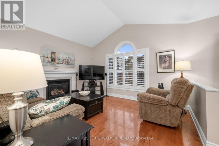 29163669/1662-frenette-street/fallingbrookgardenway-south/ottawa/ontario/K4A4L4_14