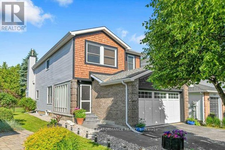 28477171/135-acklam-terrace/morgans-grantsouth-march/ottawa/ontario/K2K2J4_1
