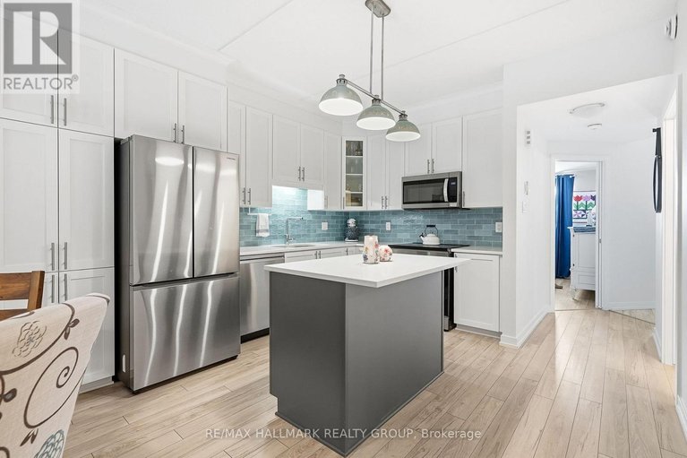 29544929/408-99-st-moritz-trail/embrun/russell/ontario/K0A1W0_5