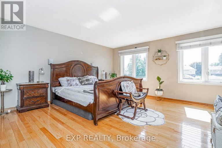 28746795/2103-gardenway-drive/fallingbrookgardenway-south/ottawa/ontario/K4A3K2_25