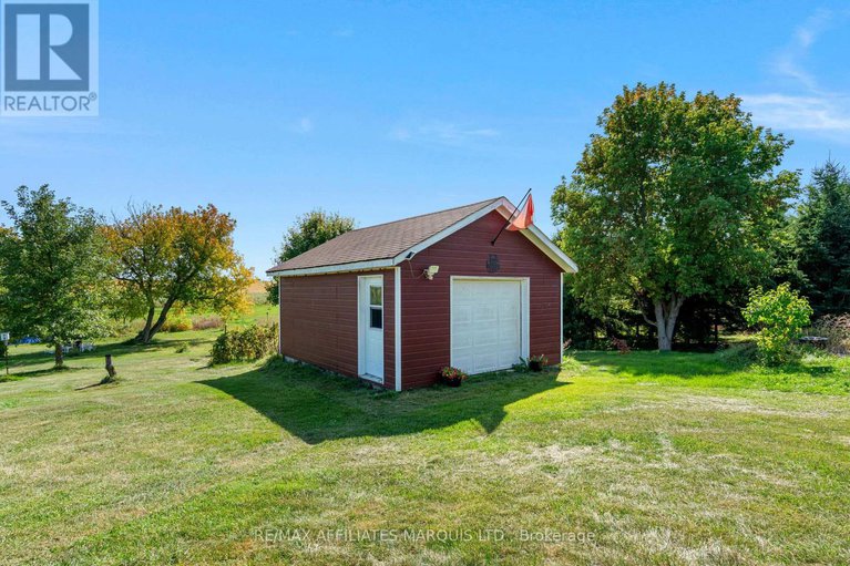28891905/21230-conc-6-road/south-glengarry-lancaster-twp/south-glengarry/ontario/K0C1Z0_32