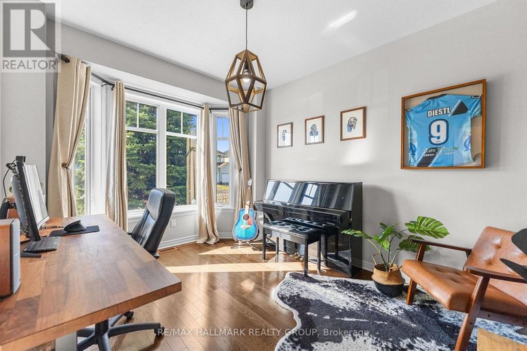 29627658/1965-montmere-avenue/notting-hillsummerside/ottawa/ontario/K4A0E3_4