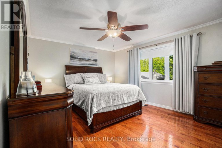 28943108/2278-russland-road-e/russell-twp/russell/ontario/K0A3H0_13