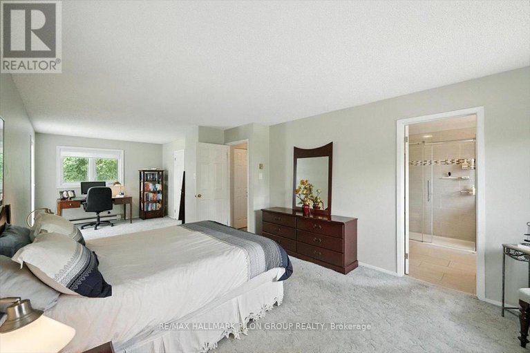 28648912/3351-chilliwack-way/sawmill-creektimbermill/ottawa/ontario/K1T1P4_16