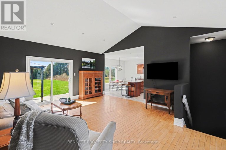 29681193/2030-kingsley-street/clarencerockland-twp/clarence-rockland/ontario/K0A1E0_5