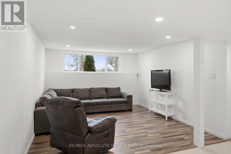 29646601/1819-lochwinnoch-road/horton-twp/horton/ontario/K7V3Z4_12