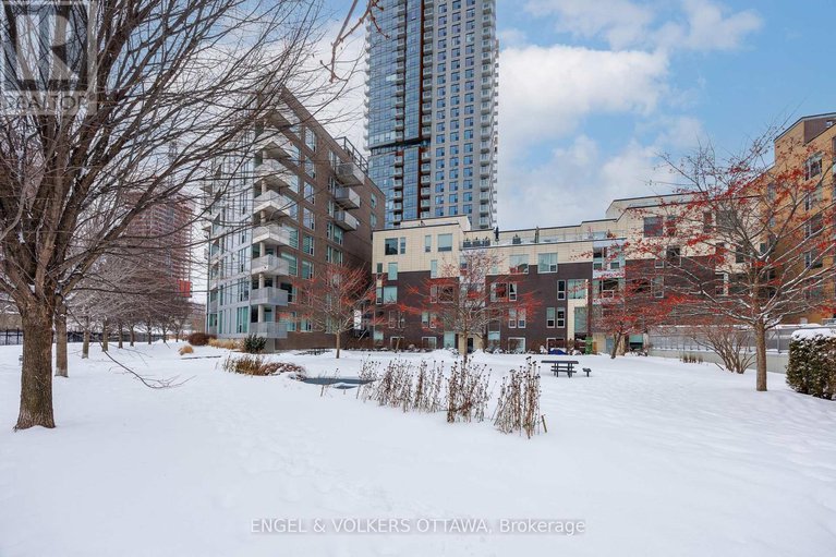 29240373/802-300c-lett-street/west-centre-town/ottawa/ontario/K1R0A8_5