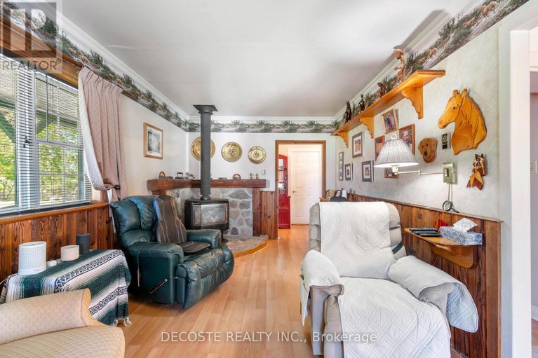29008744/20015c-county-43-road/north-glengarry-kenyon-twp/north-glengarry/ontario/K0C1A0_7