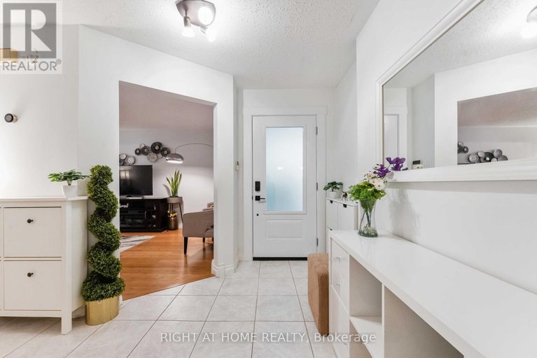 28765725/18-shetland-way/bridlewood/ottawa/ontario/K2M1R9_4