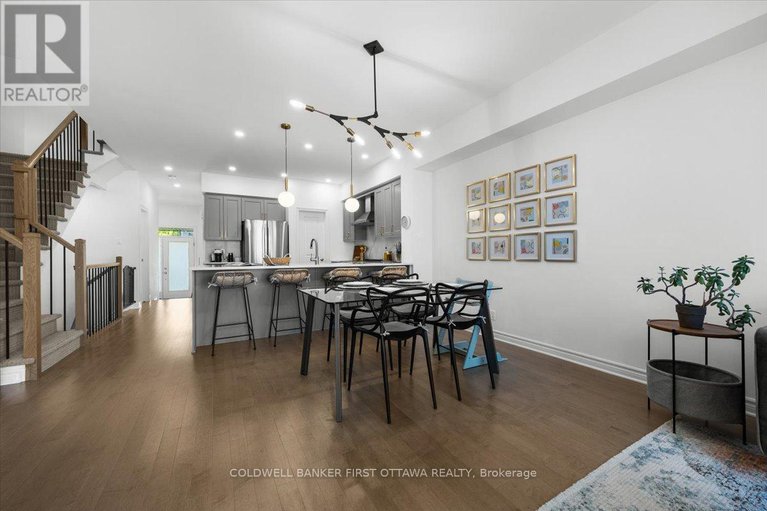 28984522/54-bergschrund-walk/mer-bleuebradley-estatesanderson-park/ottawa/ontario/K1W0P9_10