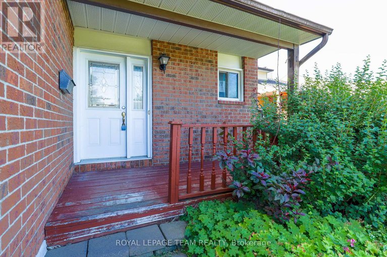 28562833/39-benlark-road/on-the-green/ottawa/ontario/K2J2L5_3