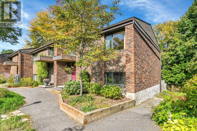 28990233/16-525-hilson-avenue/westborohampton-park/ottawa/ontario/K1Z6C9_3