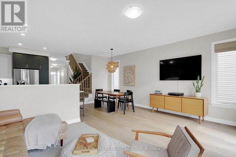 28807965/114-jardiniere-street/remainder-of-stittsville-area/ottawa/ontario/K2S2K2_14
