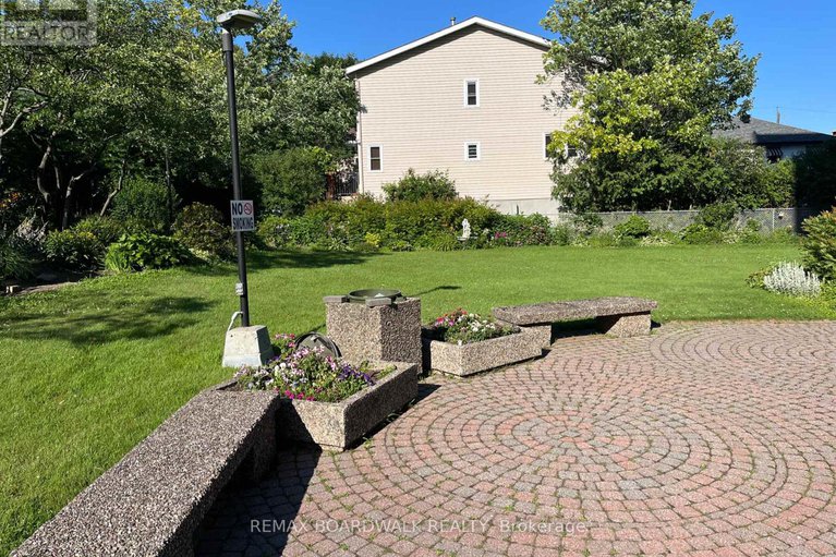 29380491/407-555-brittany-drive/viscount-alexander-park/ottawa/ontario/K1K4C5_14