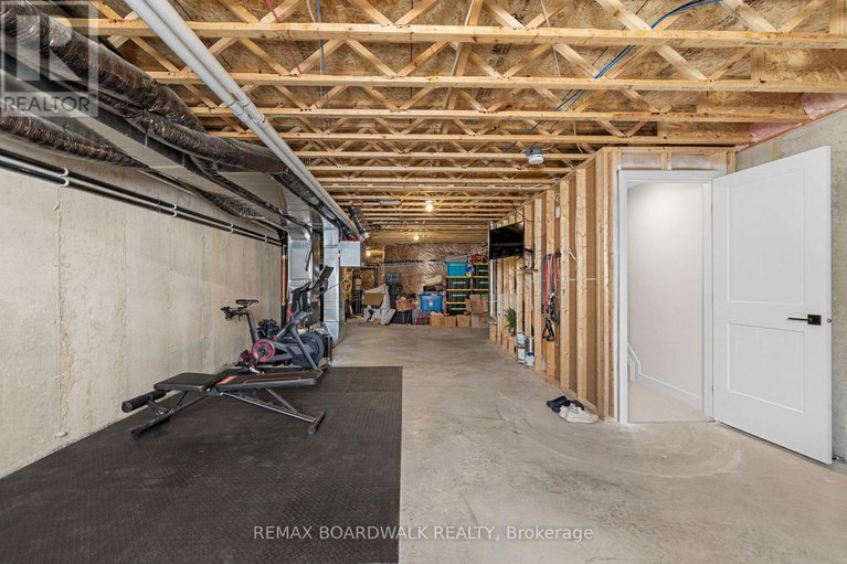 29425299/204-adelaide-street/almonte/mississippi-mills/ontario/K0A1A0_31