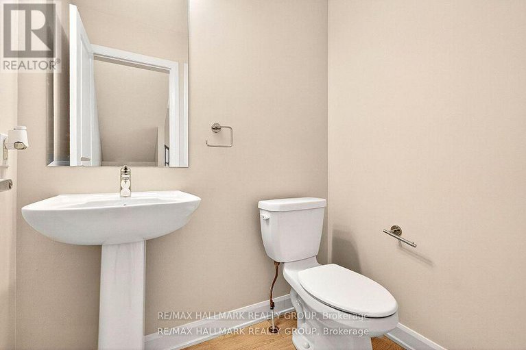 29206622/348-raheen-court-ottawa-circuit/half-moon-bay/ottawa/ontario/K2J7C2_20