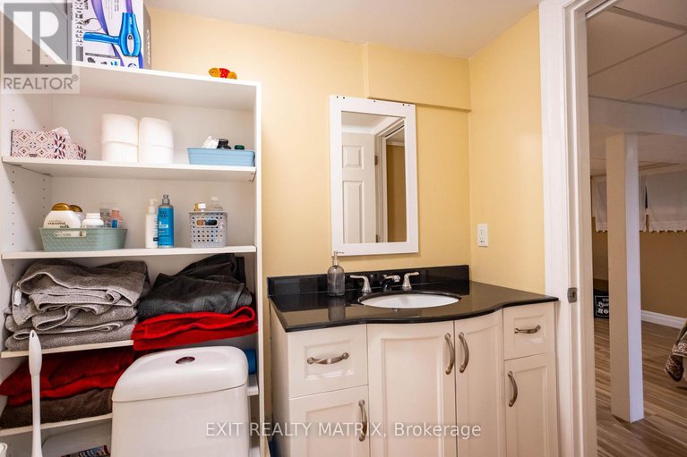 29048182/2392-8th-line-road/metcalfe/ottawa/ontario/K0A2P0_28