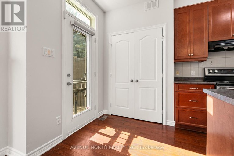 28954973/108-hillman-marsh-way/blossom-parkkemp-parkfindlay-creek/ottawa/ontario/K1T0B1_18