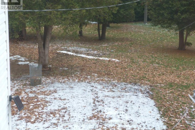 29482803/24-brouse-drive/iroquois/south-dundas/ontario/K0E1K0_33