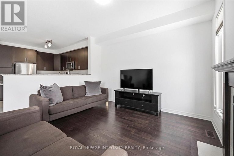 29474235/88-chevron-place/mer-bleuebradley-estatesanderson-park/ottawa/ontario/K1W0L6_12