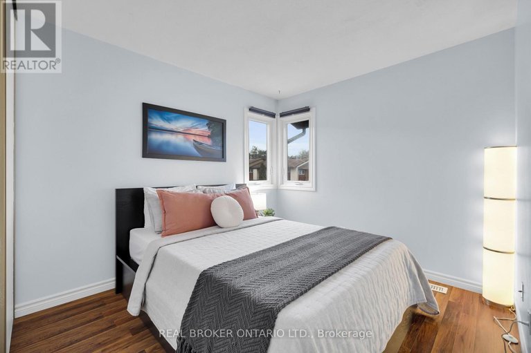 29578389/101-mcclintock-way/katimavik/ottawa/ontario/K2L2A5_18