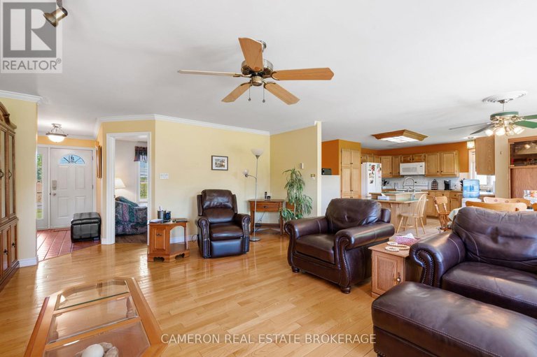 28386270/18614-county-2-road/south-glengarry-charlottenburgh-twp/south-glengarry/ontario/K6H5R5_10