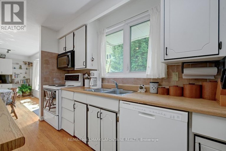 28797062/844-edgeworth-avenue/whitehaven/ottawa/ontario/K2B5L6_14