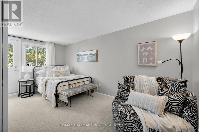 28804570/3-409-montfort-street/cardinal-glen/ottawa/ontario/K1L8G8_14