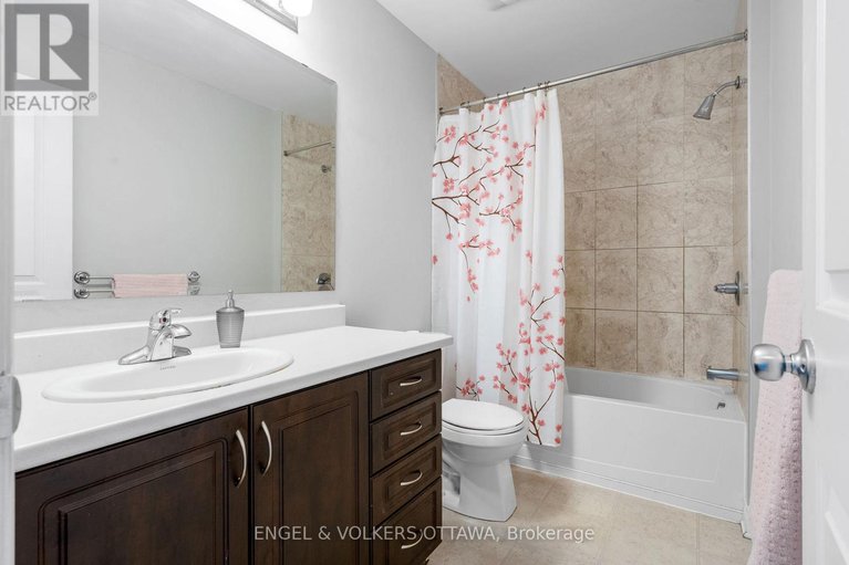 29074491/b-743-magnolia-street/avalon-west/ottawa/ontario/K4A1B7_16