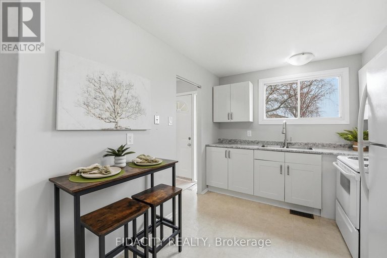 29621075/31-16-glencoe-street/arlington-woods/ottawa/ontario/K2H8S6_7