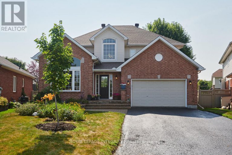 11 Honeywood Court