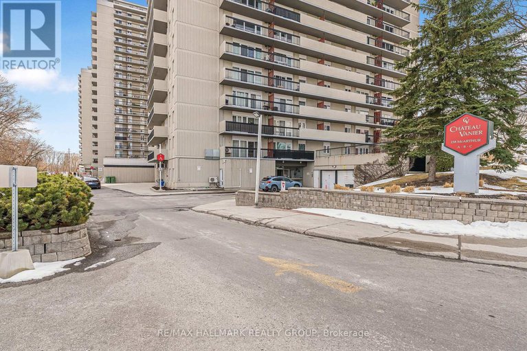 28173119/1409-158-c-mcarthur-avenue/vanier/ottawa/ontario/K1L8E7_1