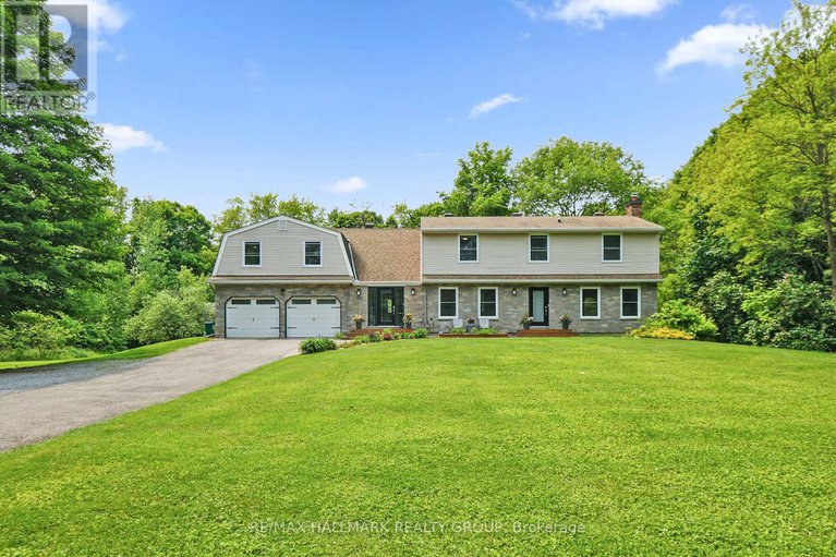 28552102/1430-royal-maple-drive/cumberland-ridge/ottawa/ontario/K4C1B5_50