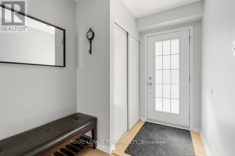 29379496/402-sadar-private/cedargrovefraserdale/ottawa/ontario/K2J3T3_5