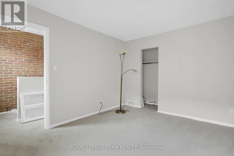 28807289/57-argyle-avenue/ottawa-centregolden-triangle/ottawa/ontario/K2P1B3_25