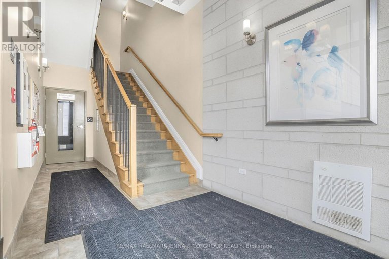 28198482/201-140-guelph-private/kanata-lakesheritage-hills/ottawa/ontario/K2T0J2_4