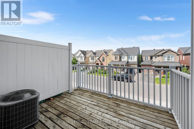 28491802/116-pennant-avenue-e/half-moon-bay/ottawa/ontario/K2J5W6_24