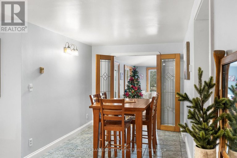 29164249/225-mile-point-road/drummondnorth-elmsley-north-elmsley-twp/drummondnorth-elmsley/ontario/K7H0H2_19