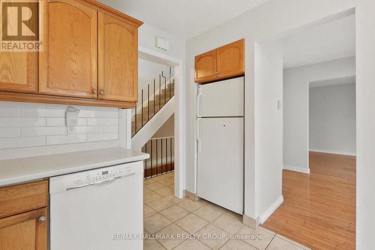 28576602/89-3691-albion-road/sawmill-creektimbermill/ottawa/ontario/K1T1P2_20