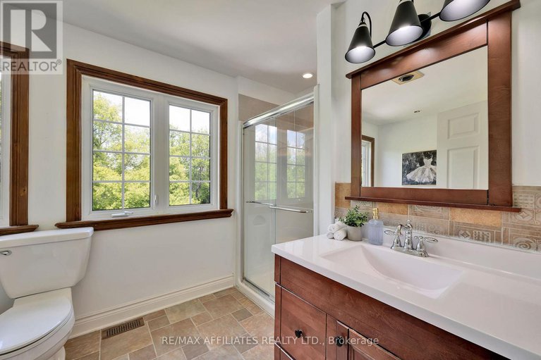 28469895/3-kimini-drive/remainder-of-stittsville-area/ottawa/ontario/K2S1S6_27